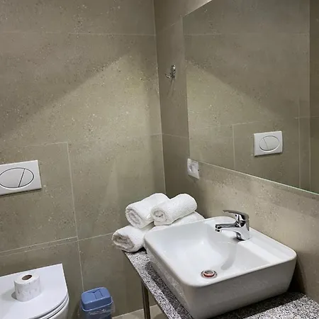 Violet's Boutique Apartamento Sarandë