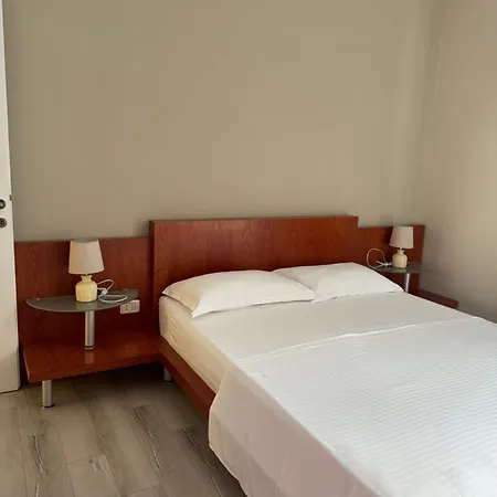 Violet's Boutique Apartman *