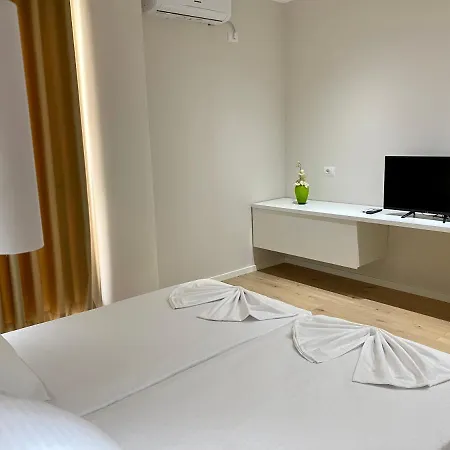 Violet's Boutique Apartment Sarande