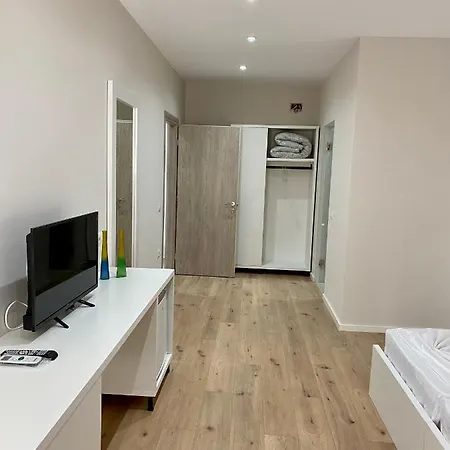 Apartment Violet's Boutique