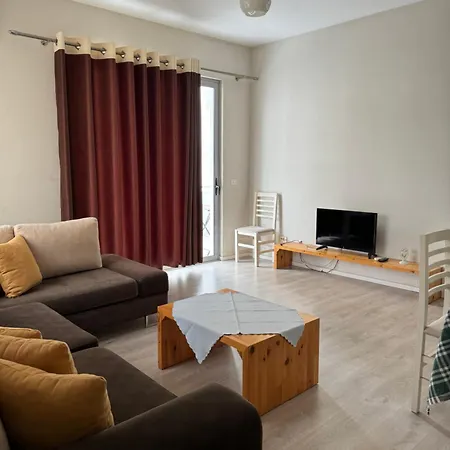 Violet's Boutique Apartment