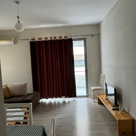 Apartment Violet's Boutique Sarandë