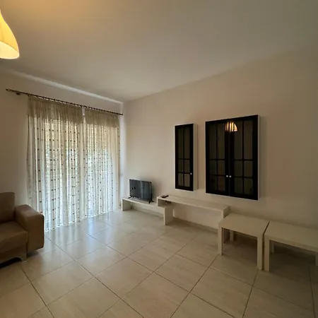 Violet's Boutique Apartment *