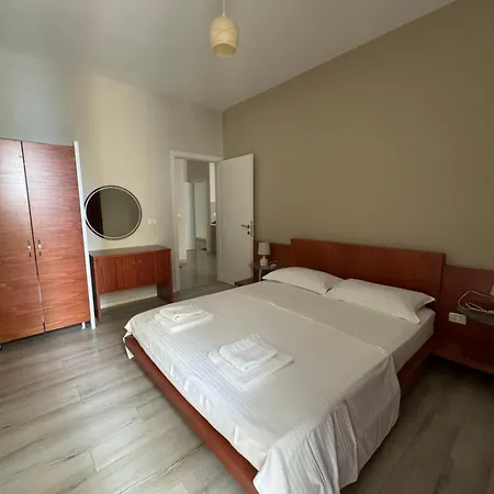 Violet's Boutique Apartment Sarande