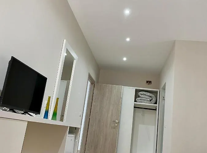 Violet's Boutique Sarandë